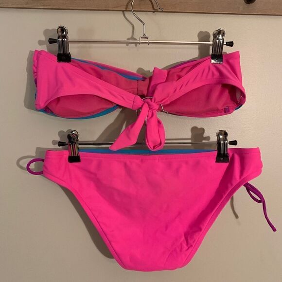 So wrap bikini    - Picture 3 of 7